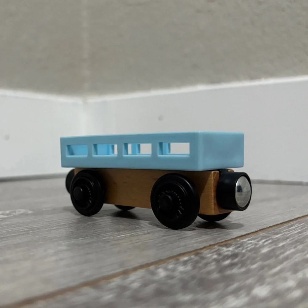 Thomas & Friends Snowy Rails Cargo Car